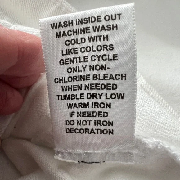 NWOT ELLE Women’s White Lightweight Stretch Jean Jacket Size X-Small - Picture 6 of 11